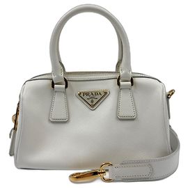 Gebrauchte PRADA Saffiano Handtasche in White Weiß