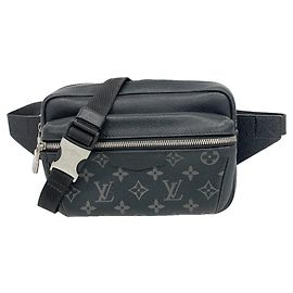 Louis Vuitton Taigarama Bumbag Black