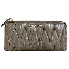 Vintage Miu Miu Leather Zip Wallet Olive Green Gold Green