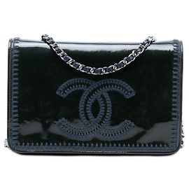 Borsa a tracolla Chanel CC in vernice blu con cuciture Whipstitch Wallet On Chain Blu