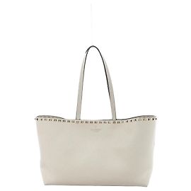 Valentino Garavani Rockstud Leather Shoulder Bag in Ecru Beige
