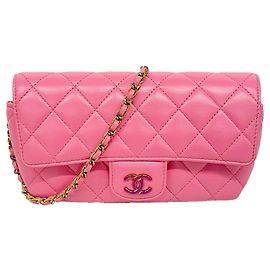 Bolsa de Ombro com Corrente Chanel Matelassé Rosa