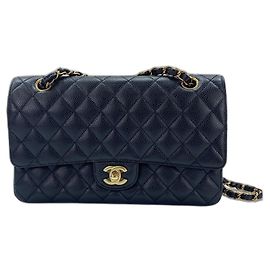 Borsa a tracolla Chanel Matelassé 25 Nero