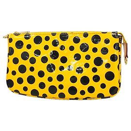 Louis Vuitton Vernis Infinity Dot Pochette Accessoires Jaune