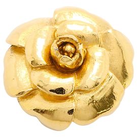 Broche Chanel Camélia plaquée or Doré