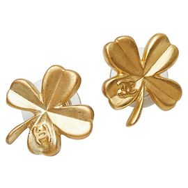 Boucles d'oreilles puces Chanel Coco Mark Clover Doré