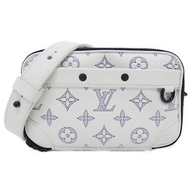 Louis Vuitton Monogram Shadow Alpha Wearable Wallet Handtasche Weiß