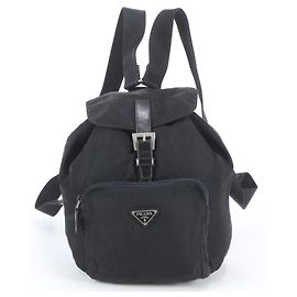 Zaino Prada in nylon Tessuto con logo triangolare in pelle Nero