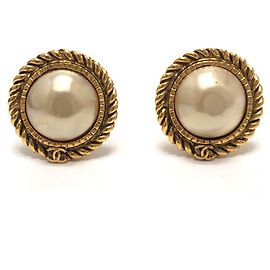 Boucles d'oreilles clips Chanel Vintage CC Coco Mark Logo Doré