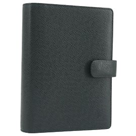LOUIS VUITTON Taiga Agenda MM Day Planner Cover Epicea R20403 LV Auth 200658 Other
