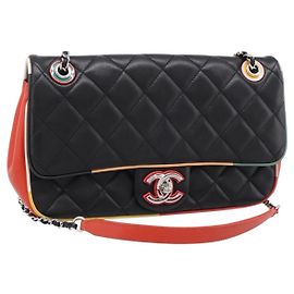CHANEL Matelasse27 Chain Schultertasche aus Lammleder Schwarz Silber CC Auth 200287SAM Schwarz Silber