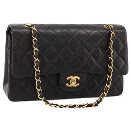 Bolsa CHANEL Double Flap Chain Matelasse 25 em Pele de Cordeiro Preta e Dourada Auth yk20797SAM Preto Dourado