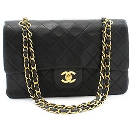 Chanel Classic Flap Lambskin Medium Noir