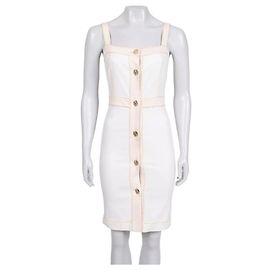 Robe d'été en denim blanc Chanel avec boutons dorés Sz.34 d'occasion Autre