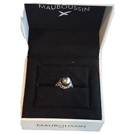 Mauboussin Grey Pearl and Diamond Ring White Grey Silver hardware