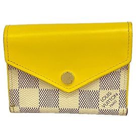 Louis Vuitton Tri-fold Wallet in White Damier Azur White