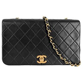 Borsa a tracolla Chanel Matelassé 23 Nero Bianco