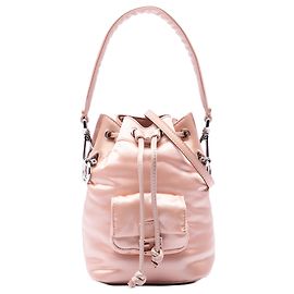 Mini borsa secchiello Fendi Mon Tresor in raso rosa Rosa