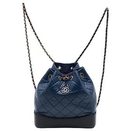 Chanel Blue Small Bicolor Gabrielle Rucksack aus gestepptem Kalbsleder Blau Andere