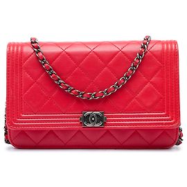 Chanel Red Quilted Lambskin Boy Wallet On Chain Rosso