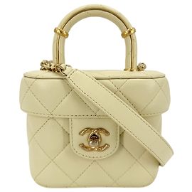 Sac à main Vanity Chanel Matelassé Jaune