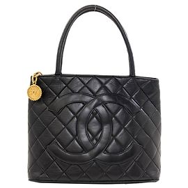 Chanel Reissue Tote Bag Black