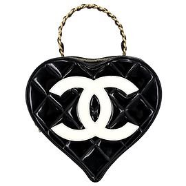 Borsa Vanity Chanel Matelassé a forma di cuore Nero