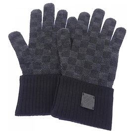 Louis Vuitton M77992 Warm Gloves Brown Black