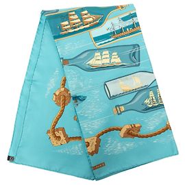 Lenço de seda Hermès Bouteilles a La Mer Azul 90 Scarves Azul