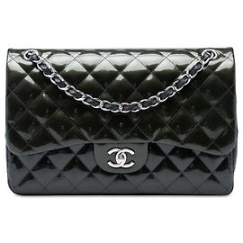 Borsa a tracolla Chanel Jumbo Classic Double Flap in vernice striata verde Verde