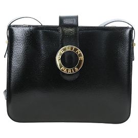 Céline Sac épaule Celine Vintage logo ring en cuir verni Vert
