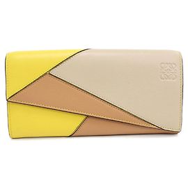 Cartera larga Loewe de piel de becerro amarilla Amarillo
