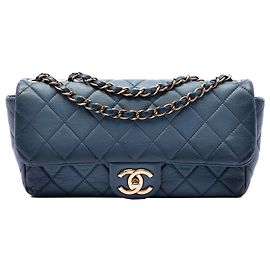 Chanel Blue CC Quilted Calfskin Ombre Flap Bleu Bleu Marine