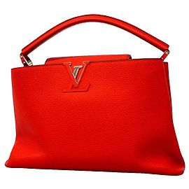 Borsa a tracolla Louis Vuitton Capucines MM Rosso