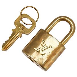 Ensemble Cadenas et Clé Louis Vuitton Doré Métallisé