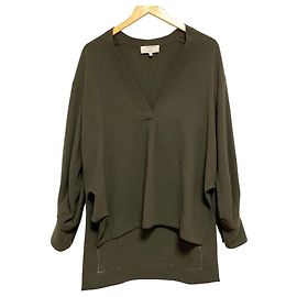 Autre Marque STUDIO NICHOLSON Wollbluse mit V-Ausschnitt Grün Khaki