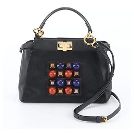 Borsa a tracolla Mini Peekaboo Fendi in pelo di vitello Nero