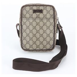 Gucci GG Supreme Leather Shoulder Bag Brown