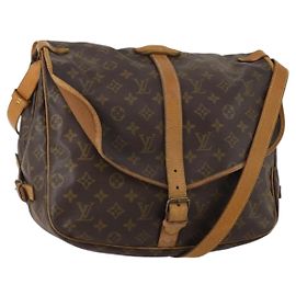 LOUIS VUITTON Monogram Saumur 35 Shoulder Bag M42254 LV Auth BA14790 Monograma