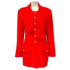 Chaqueta Chanel Vintage 1992 de tweed de lana roja con bufanda adjunta Roja