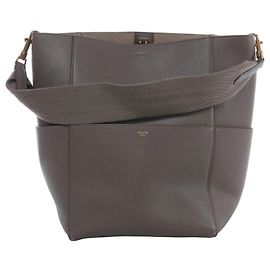 Céline Bolsa de Ombro Bucket Celine Sangle em Couro Cinza Cinza