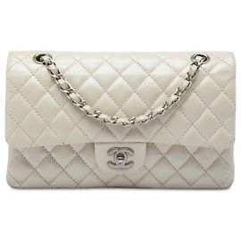 Chanel White Medium Classic Iridescent Caviar Double Flap White Cream