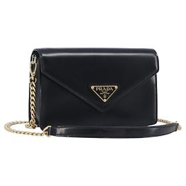 Bolsa de Ombro com Corrente PRADA em Couro Preto e Ouro Auth 199037SAM Preto Dourado