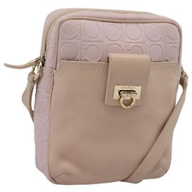 Bolsa de Ombro Salvatore Ferragamo Gancini em Couro Rosa e Ouro Auth ka5915A Rosa Dourado