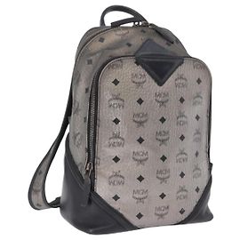 MCM Vicetos Backpack Leather Silver Auth 198656 Silvery