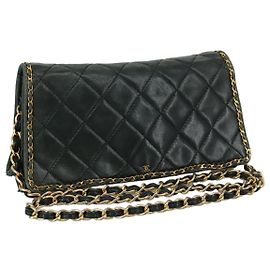 CHANEL Chain Shoulder Bag Leather Black CC Altro