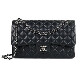 Chanel Borsa Classic Medium Pelle d'Agnello Nera Nero