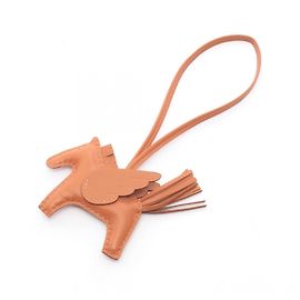 Hermès Acessório Hermes Rodeo Pegasus PM Gold Charm Marrom