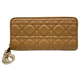 Cartera Christian Dior Cannage Lady Voyageur Beige