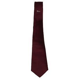 Cravatta in seta bordeaux Christian Dior Bordò